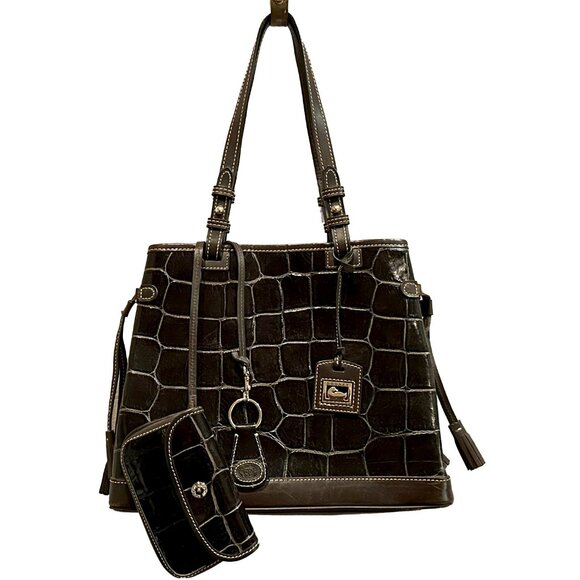 Dooney & Bourke Croc Embossed Double Strap Tassel Shoulder Bag Keychain Dust Bag - Picture 1 of 16